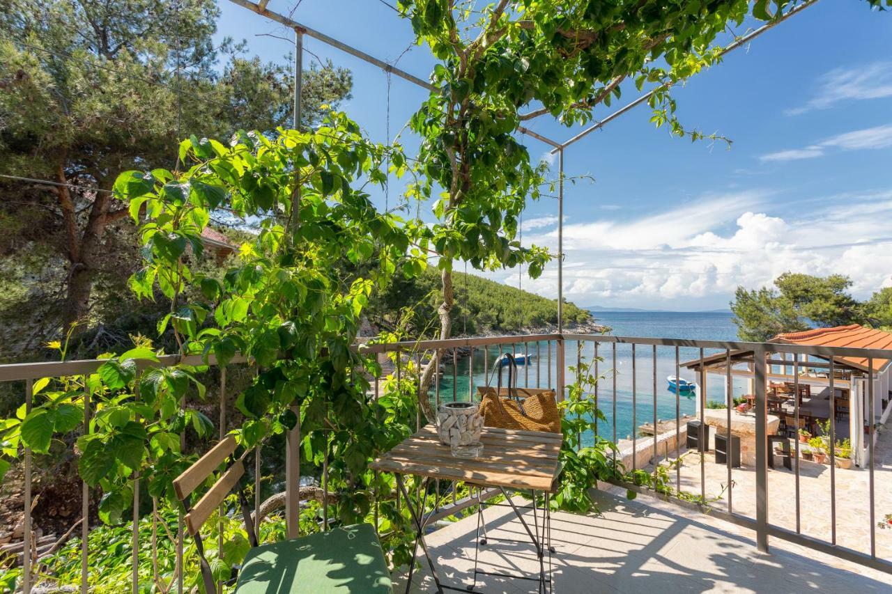 Golden Bay Hvar Хвар Экстерьер фото